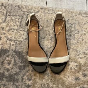 NIB IMAN SHOES